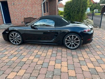 PORSCHE Boxster