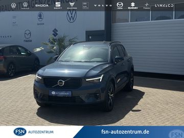 VOLVO XC 40