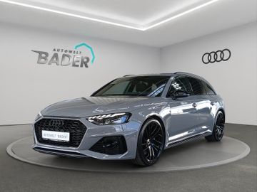AUDI RS4