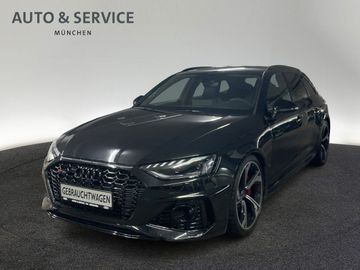 AUDI RS4