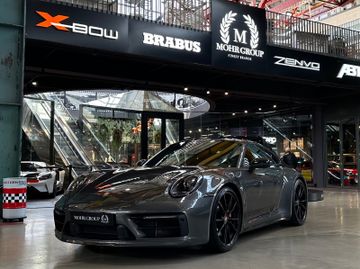 PORSCHE 992