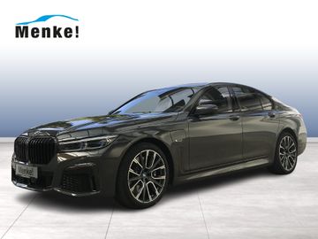 BMW 745
