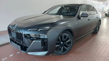 BMW 740