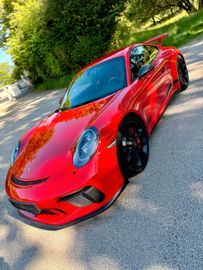 PORSCHE 991