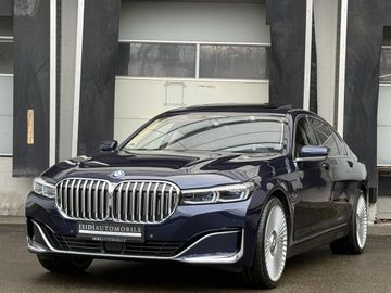 BMW 745