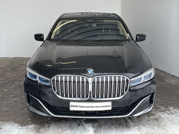 BMW 750