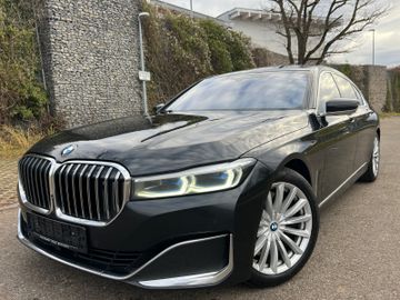 BMW 740