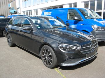 MB E 300