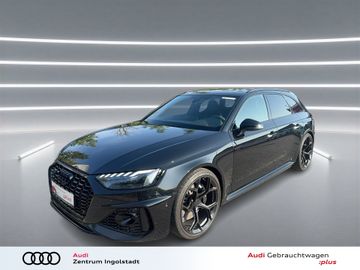 AUDI RS4