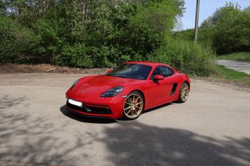 PORSCHE Cayman