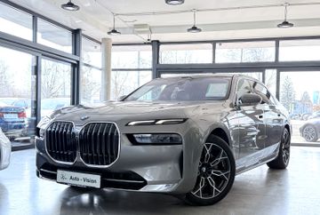 BMW 740