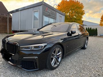 BMW 740