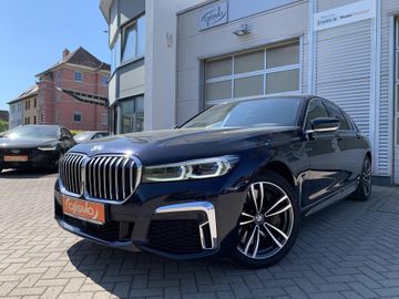 BMW 750