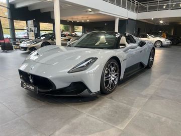 MASERATI MC20