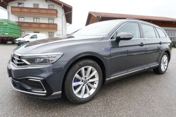 VW Passat Variant