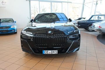 BMW 740